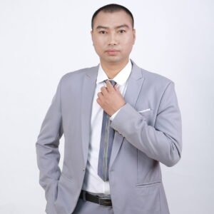 Nguyễn Hoàng Đông